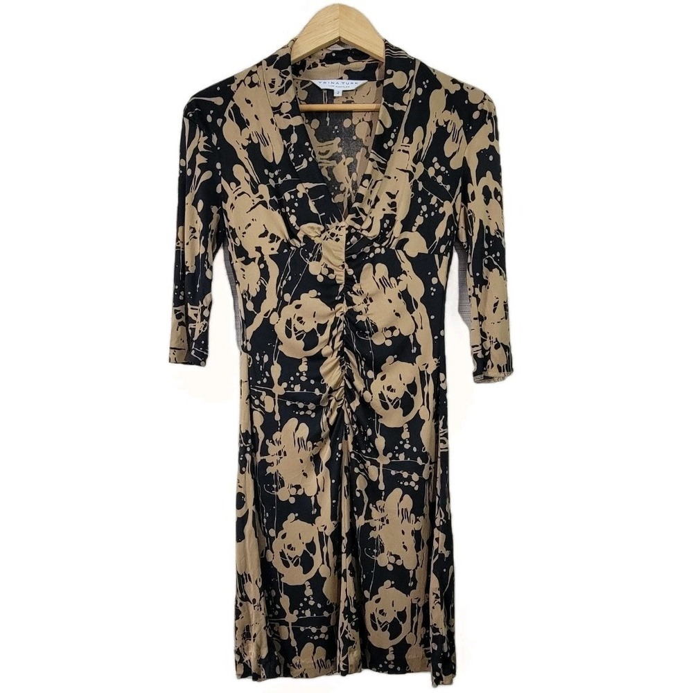 Trina Turk 100% Silk Dress Size 2 Black Tan Abstract Print Ruched Front Midi USA